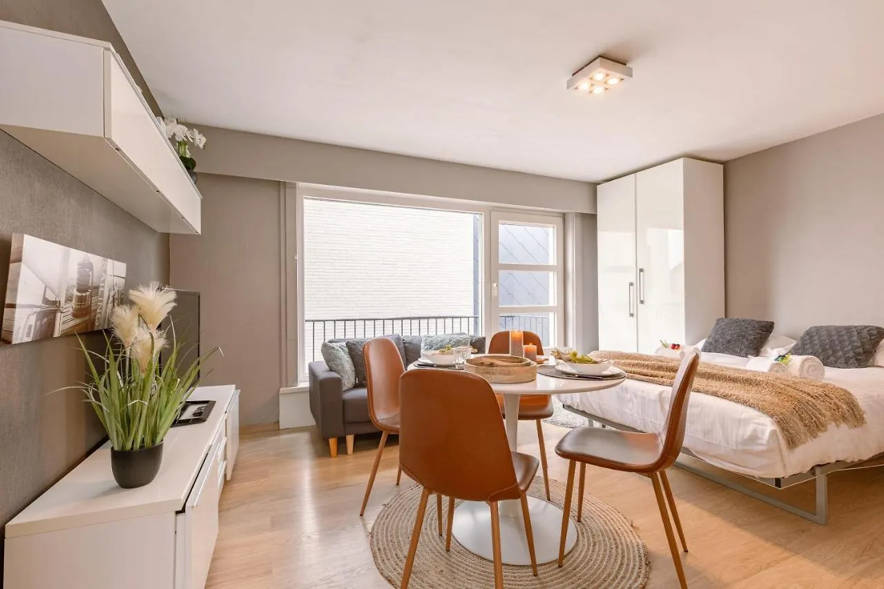 Comfortable And Compact Studio Close To The Beachfront! Apartment Bredene